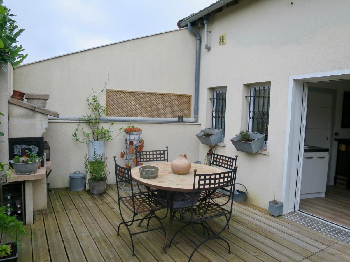 Duplex Contemporain Terrasse Exterieure Parking Lägenhet Leves Exteriör bild